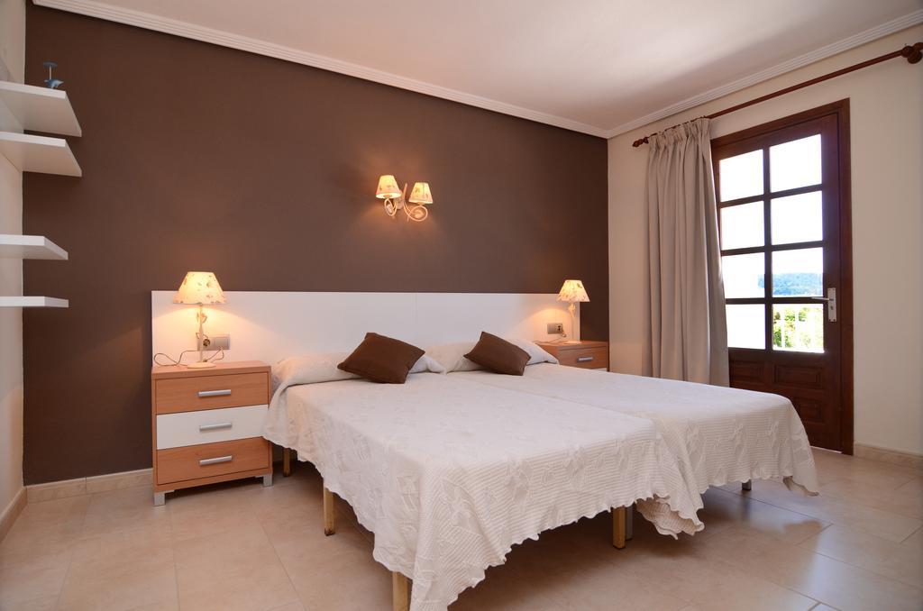 Es Cana Hostal Cala Boix חדר תמונה