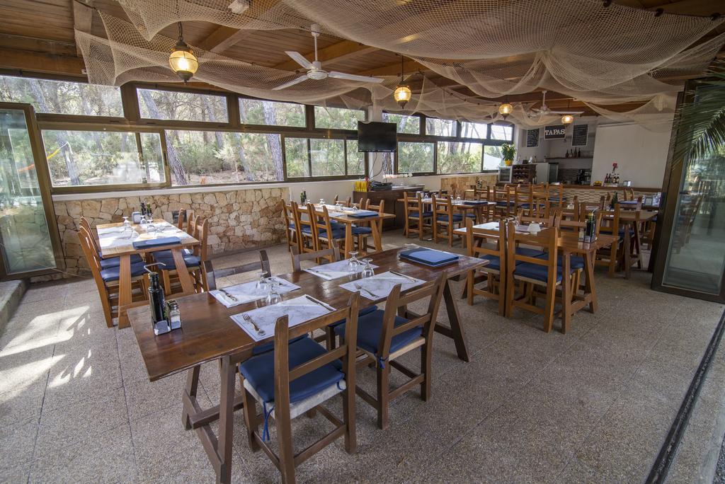 Es Cana Hostal Cala Boix מראה חיצוני תמונה