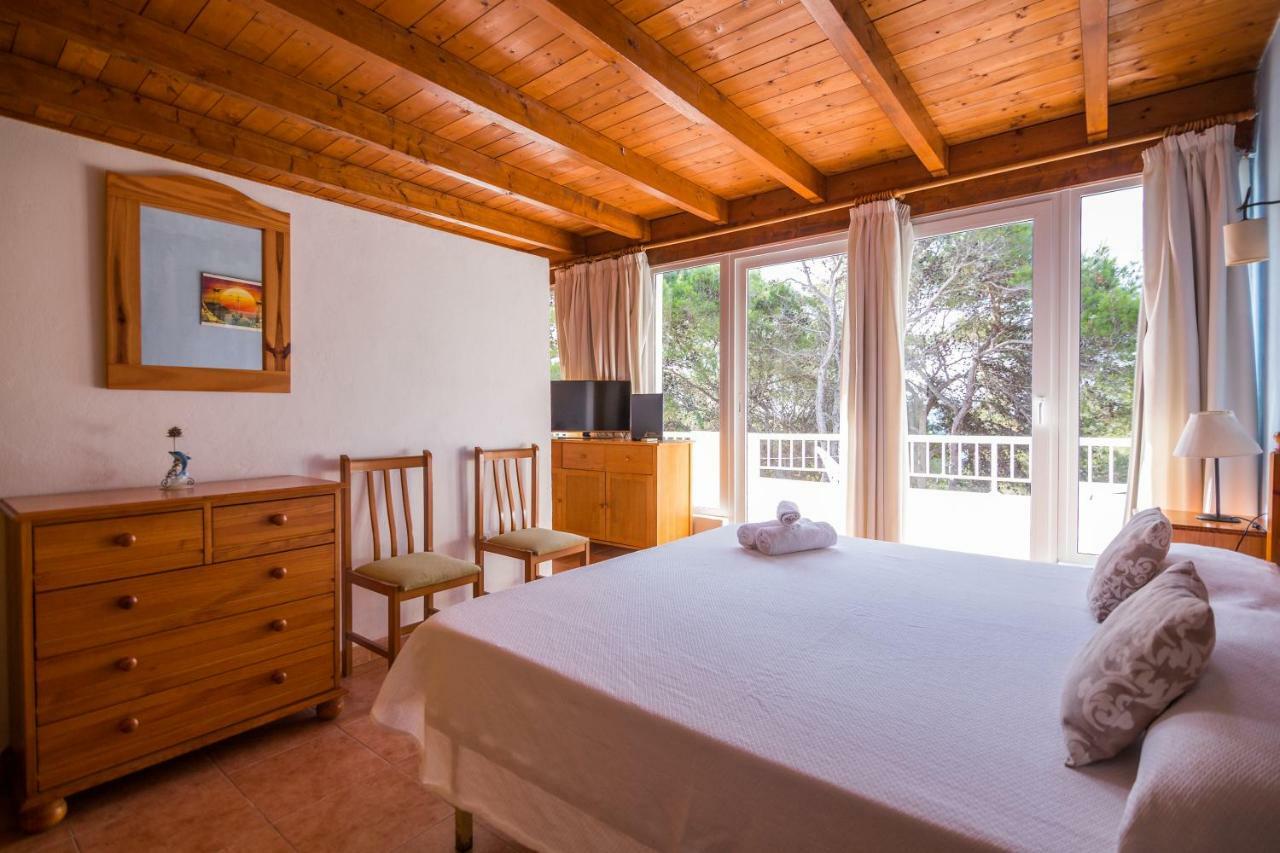 Es Cana Hostal Cala Boix מראה חיצוני תמונה