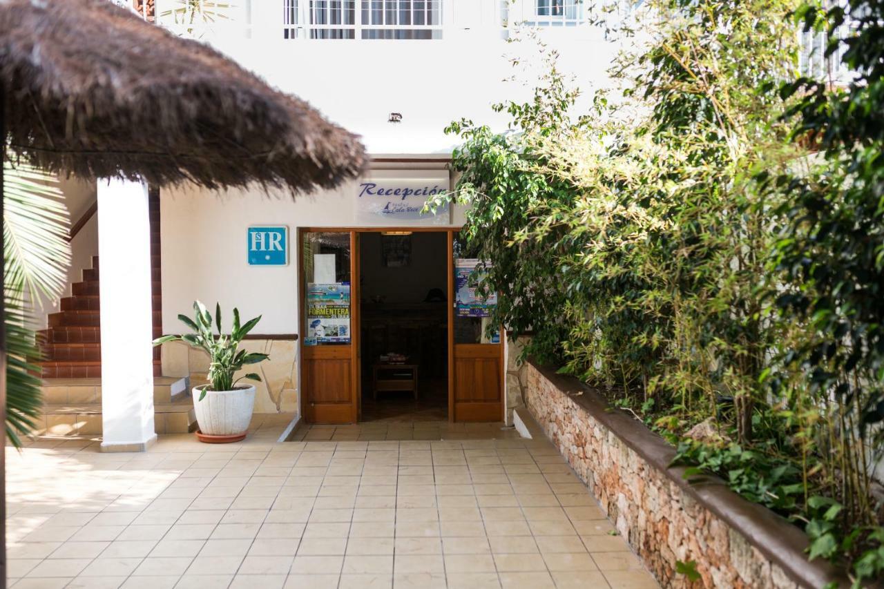 Es Cana Hostal Cala Boix מראה חיצוני תמונה
