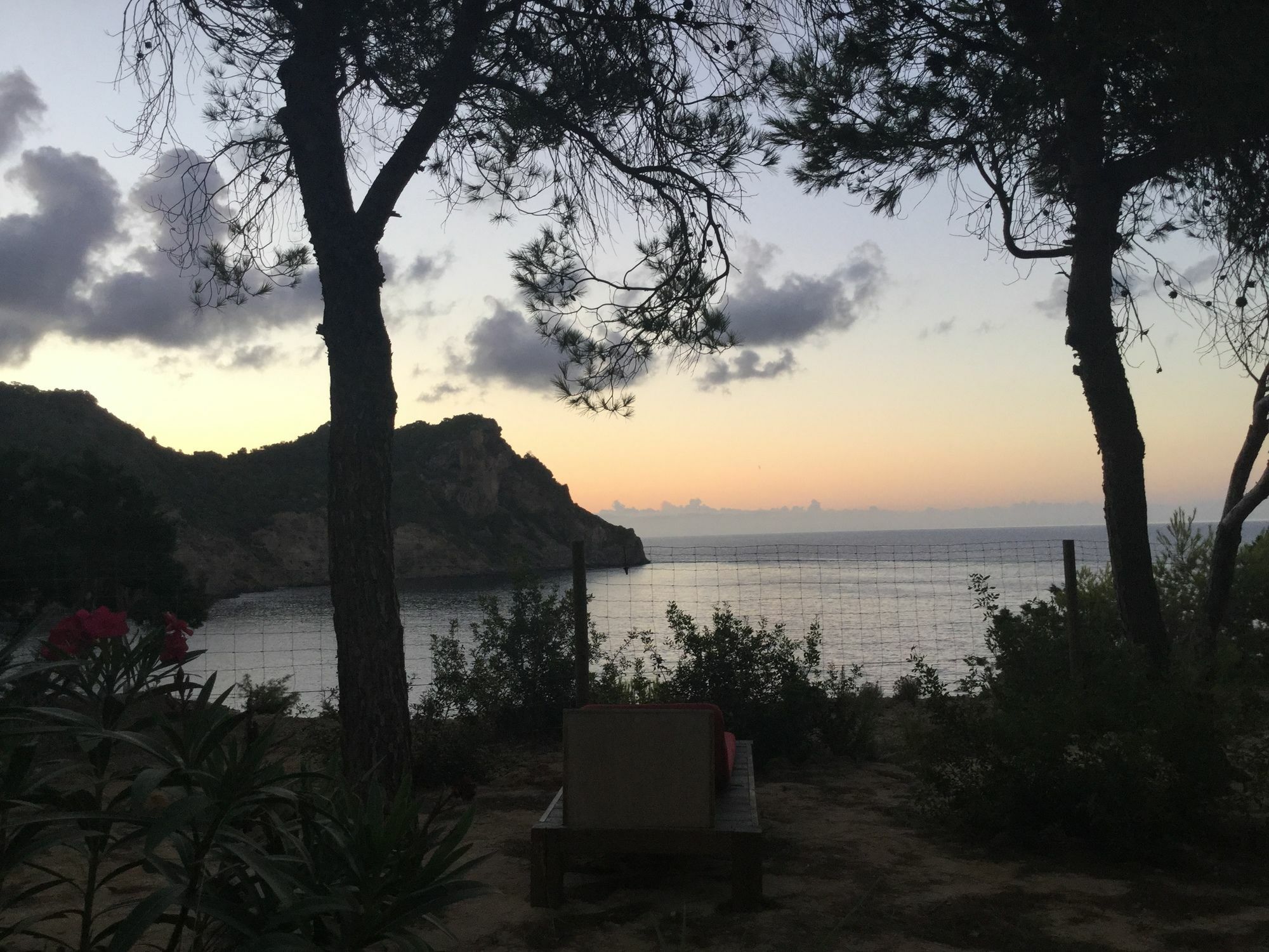 Es Cana Hostal Cala Boix מראה חיצוני תמונה