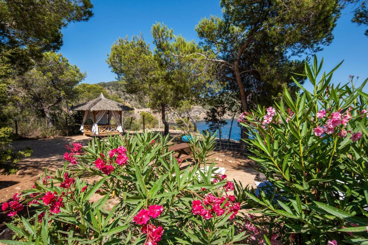 Es Cana Hostal Cala Boix מראה חיצוני תמונה