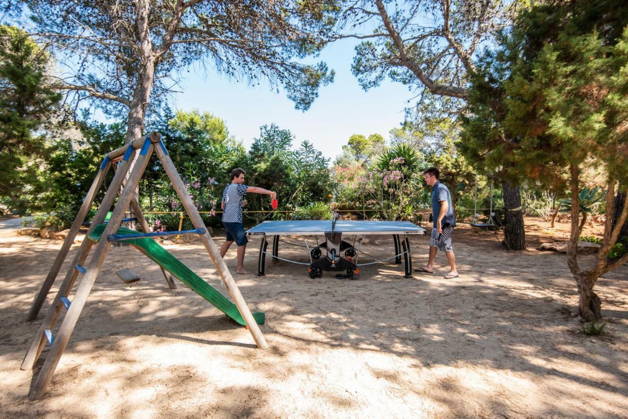 Es Cana Hostal Cala Boix מראה חיצוני תמונה